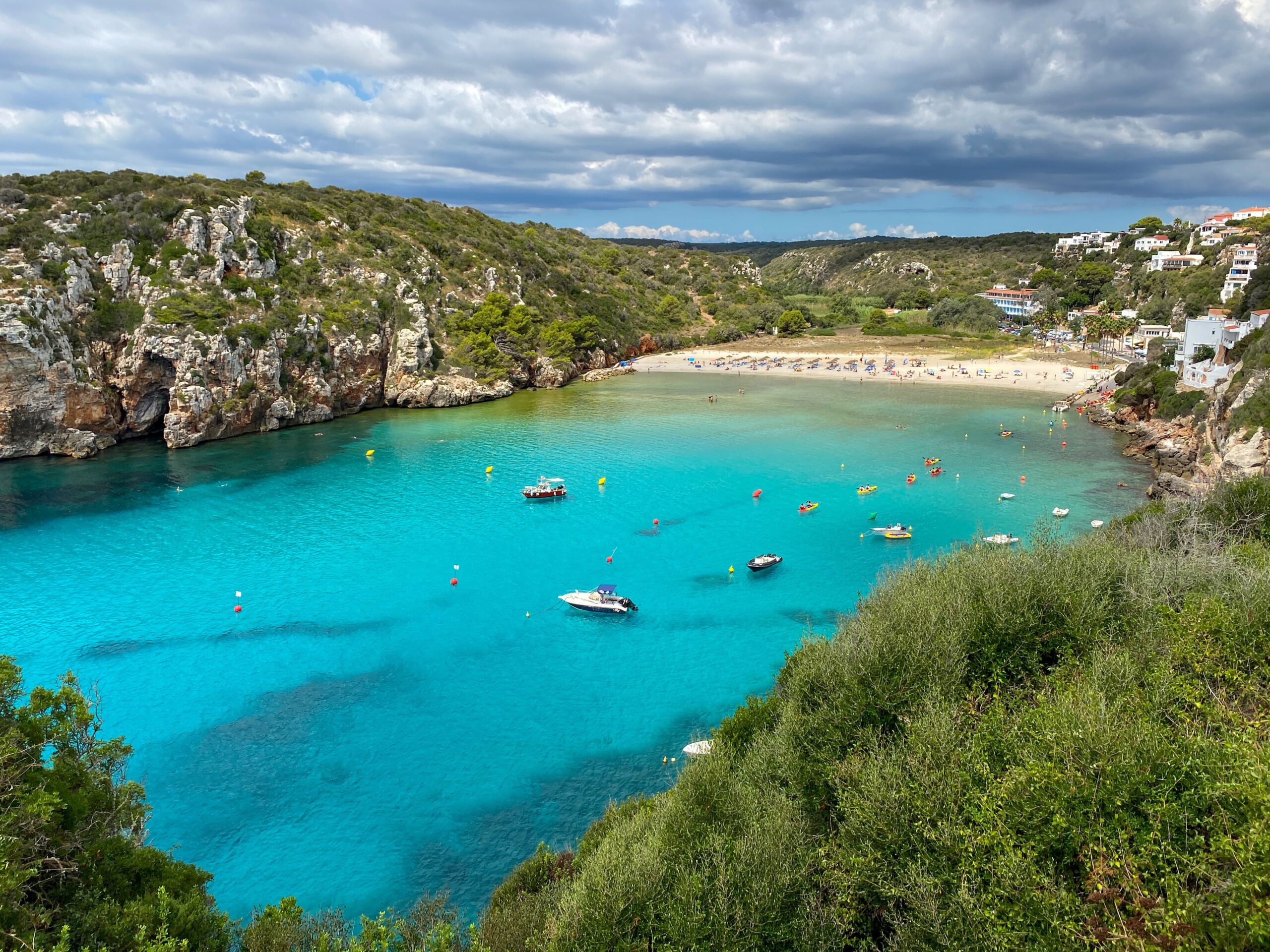 Vista de cala de Menorca